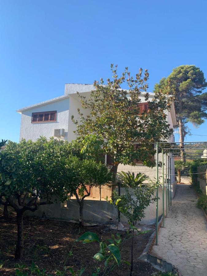 Villa Lazzara Tonnara di Bonagia Екстериор снимка