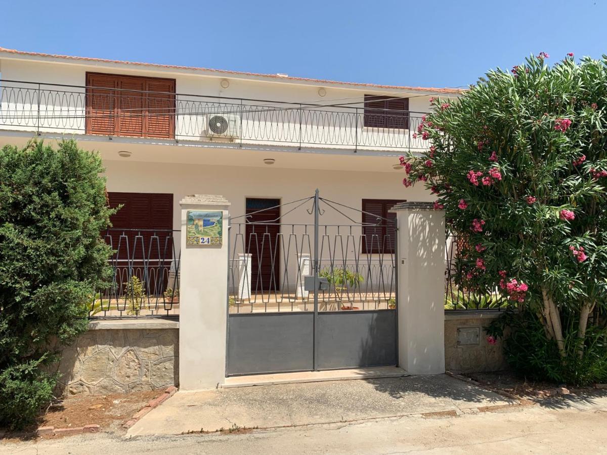 Villa Lazzara Tonnara di Bonagia Екстериор снимка